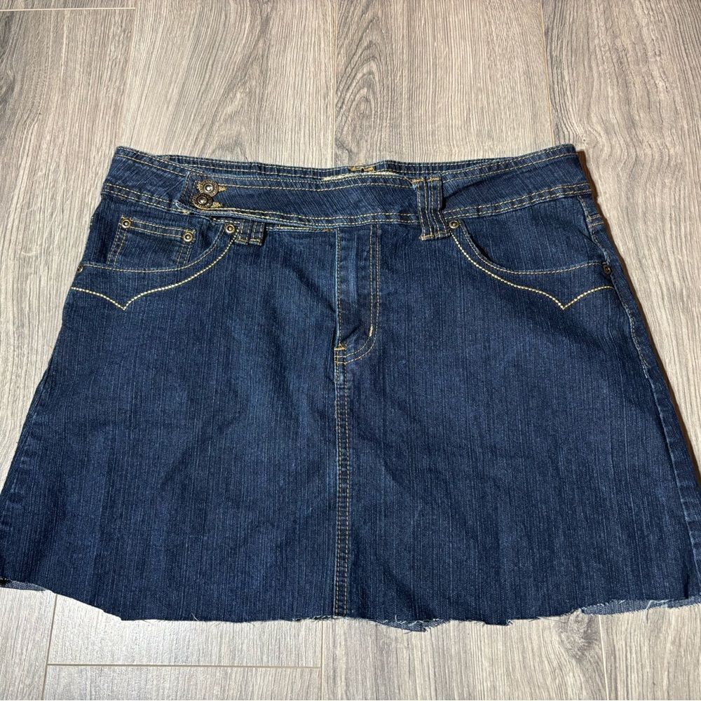 Tough Club Stretch Blue Jean Skirt Raw Hemline EPC Size 15 Excellent Preloved Co